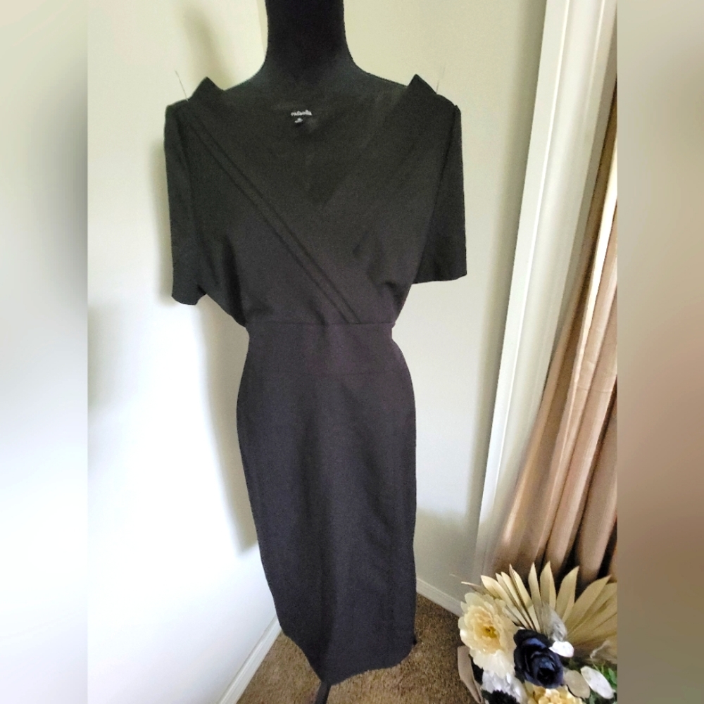 Raffaella Dress